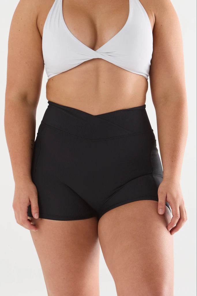 zleek premium cross over lounge short black